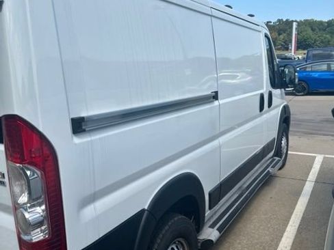 Used 2025 RAM ProMaster 2500 w/ U-Haul Equipment Group FWD image 5