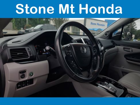 Used 2017 Honda Pilot Touring image 20