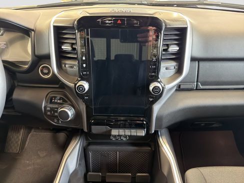 Used 2025 RAM 1500 Big Horn AWD/4WD image 16