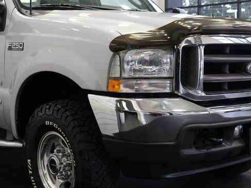 Used 2003 Ford F250 XLT image 19