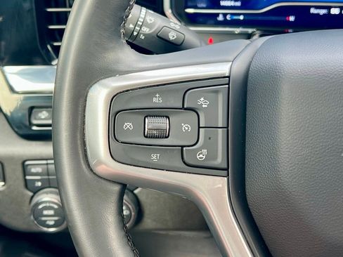 Used 2025 Chevrolet Silverado 2500 LTZ w/ LTZ Convenience Package image 30