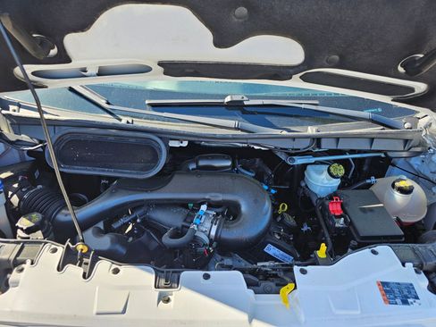 Used 2015 Ford Transit 350 XLT image 3