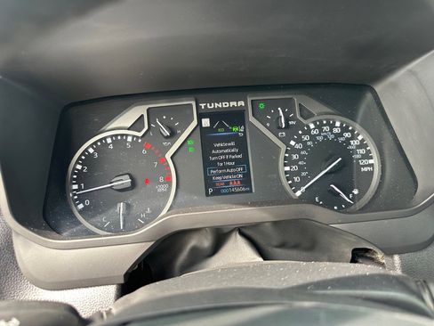 Used 2022 Toyota Tundra SR5 w/ SR5 Premium Package image 14