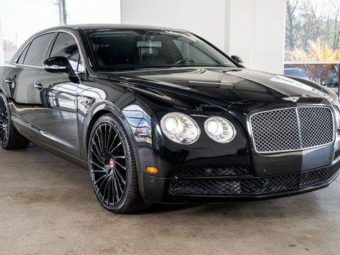 Used 2015 Bentley Flying Spur V8 image 4