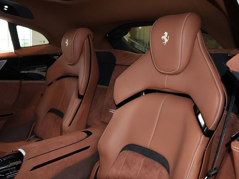 Certified 2025 Ferrari Purosangue AWD/4WD image 43