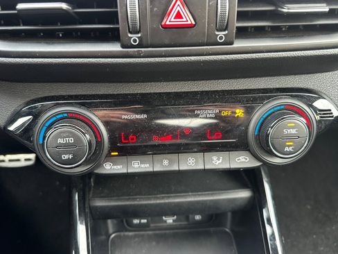 Used 2022 Kia Forte GT-Line w/ GT-Line Technology Package image 26