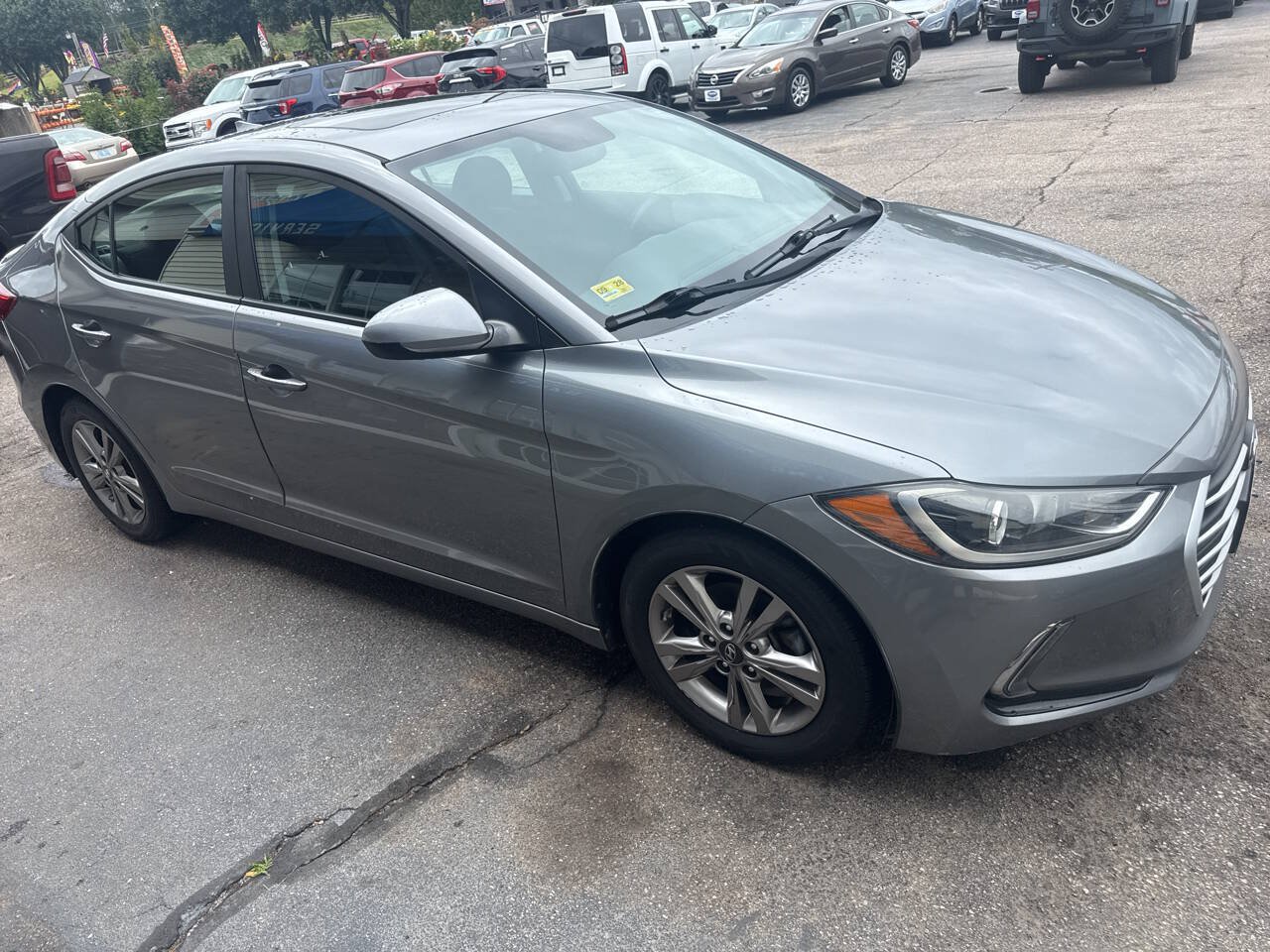 Used 2017 Hyundai Elantra Value Edition FWD image 8