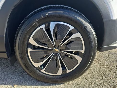 Used 2024 Chevrolet Blazer EV LT image 33