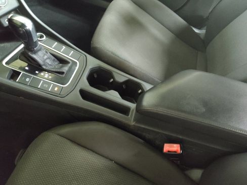 Used 2019 Volkswagen Jetta S w/ Driver Assistance Package image 26