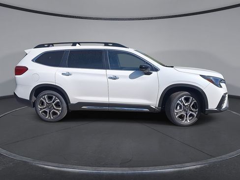New 2026 Subaru Ascent Touring w/ Popular Package #2 AWD/4WD image 9