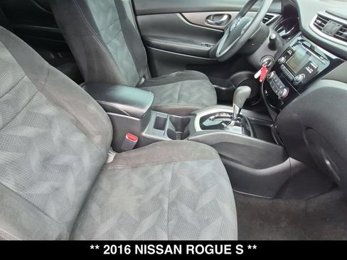 Used 2016 Nissan Rogue S w/ S Family Package FWD image 26