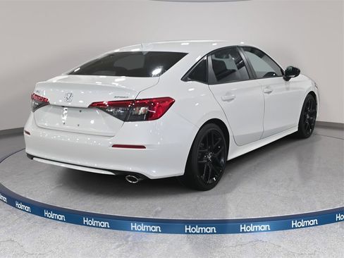 Used 2023 Honda Civic Sport image 6