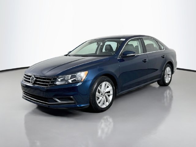 Used 2018 Volkswagen Passat 2.0T SE FWD image 4
