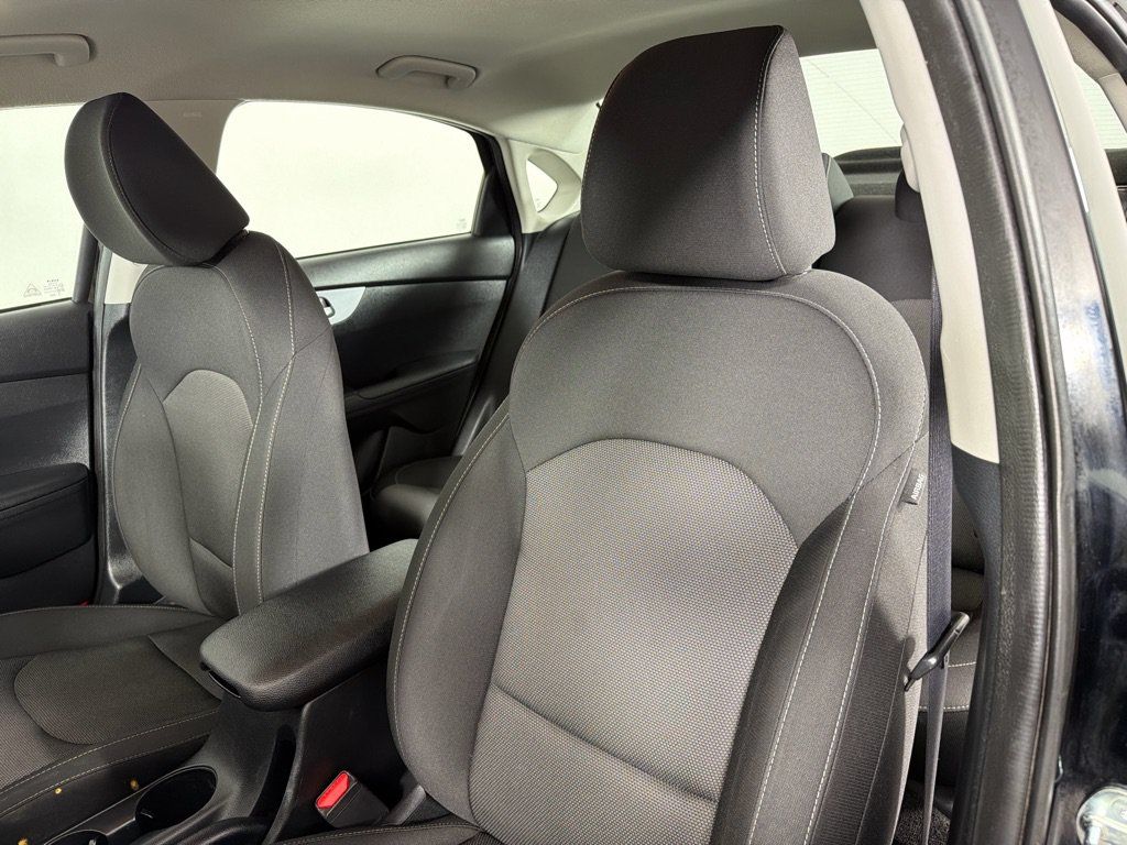 Used 2024 Kia Forte LXS FWD image 12