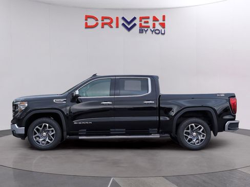 New 2026 GMC Sierra 1500 SLT w/ SLT Premium Package image 2