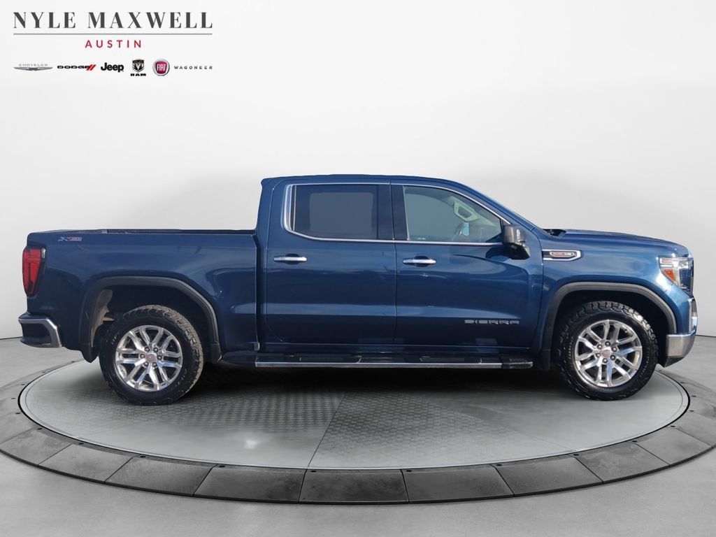 Used 2021 GMC Sierra 1500 SLT w/ X31 Off-Road Package AWD/4WD image 17