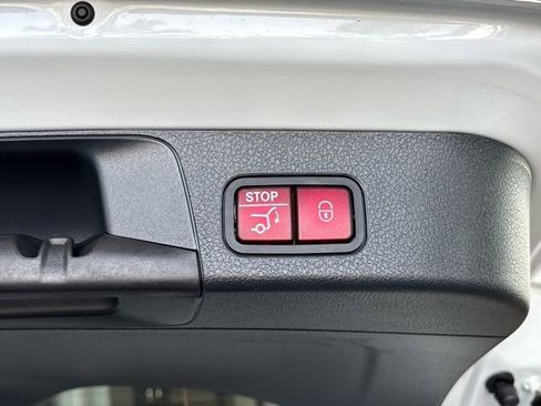 Certified 2026 Mercedes-Benz GLB 250 4MATIC image 36