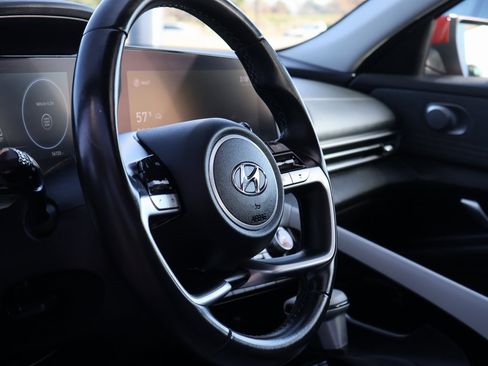 Certified 2022 Hyundai Elantra Limited image 25