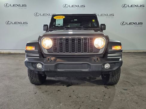 Used 2024 Jeep Wrangler Unlimited Sport AWD/4WD image 6