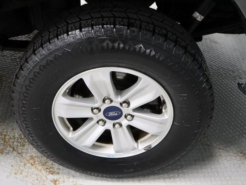 Certified 2019 Ford F150 XL w/ Equipment Group 101A Mid AWD/4WD image 18
