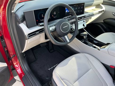 Certified 2026 Hyundai Tucson SEL Plus FWD image 18