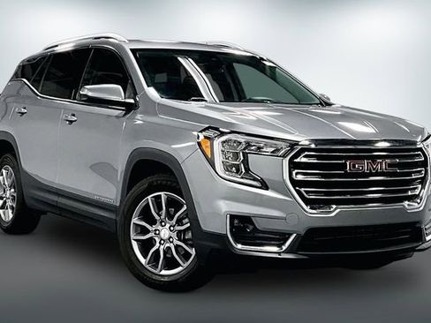 Used 2024 GMC Terrain SLT AWD/4WD image 1