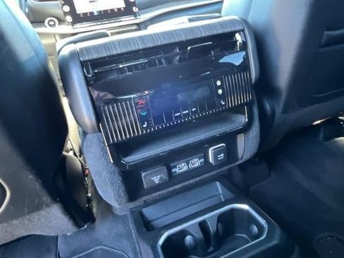 Used 2024 Jeep Grand Wagoneer L 4WD image 18