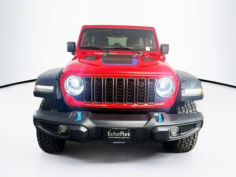 Used 2024 Jeep Wrangler Unlimited Rubicon 4xe AWD/4WD image 2