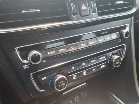 Used 2020 Kia Optima SX FWD image 15