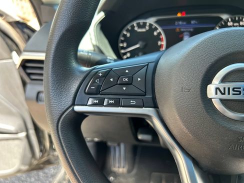 Used 2020 Nissan Altima 2.5 S FWD image 21