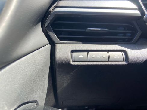 Used 2024 Nissan Altima 2.5 SR FWD image 28