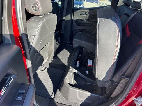 Used 2024 Chevrolet Colorado Z71 w/ Z71 Convenience Package 2 image 40