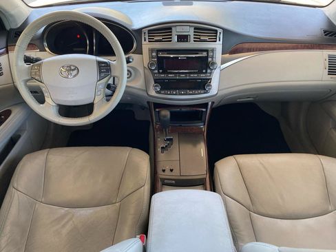 Used 2011 Toyota Avalon FWD image 22