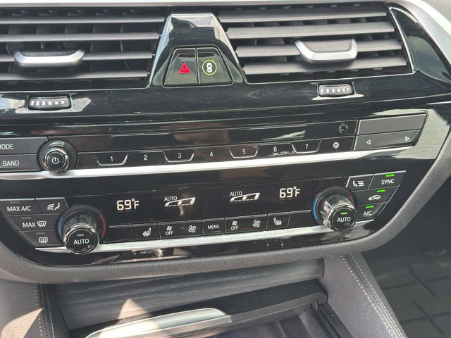 Used 2023 BMW M550i xDrive w/ Executive Package AWD/4WD image 26