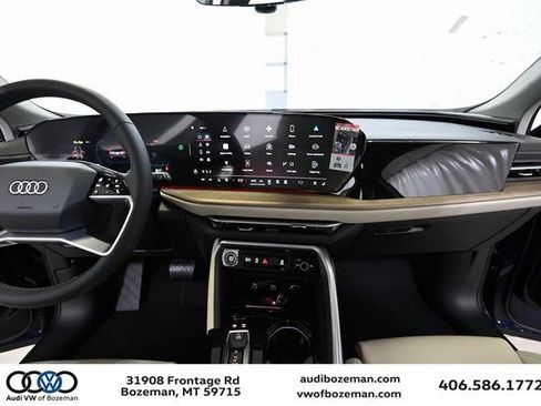 Used 2025 Audi Q5 Premium Plus AWD/4WD image 2