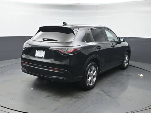 Certified 2024 Honda HR-V LX image 7