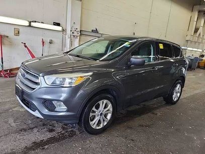 Used 2017 Ford Escape SE