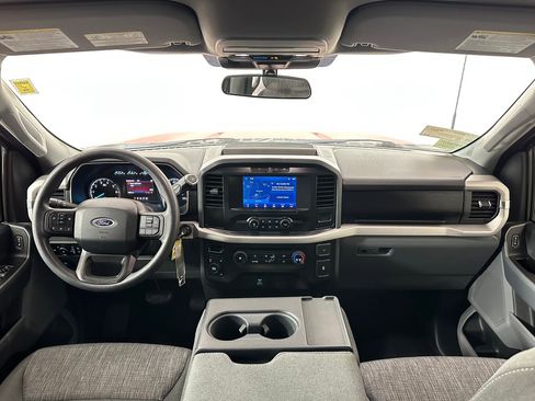 Used 2022 Ford F150 XLT image 14