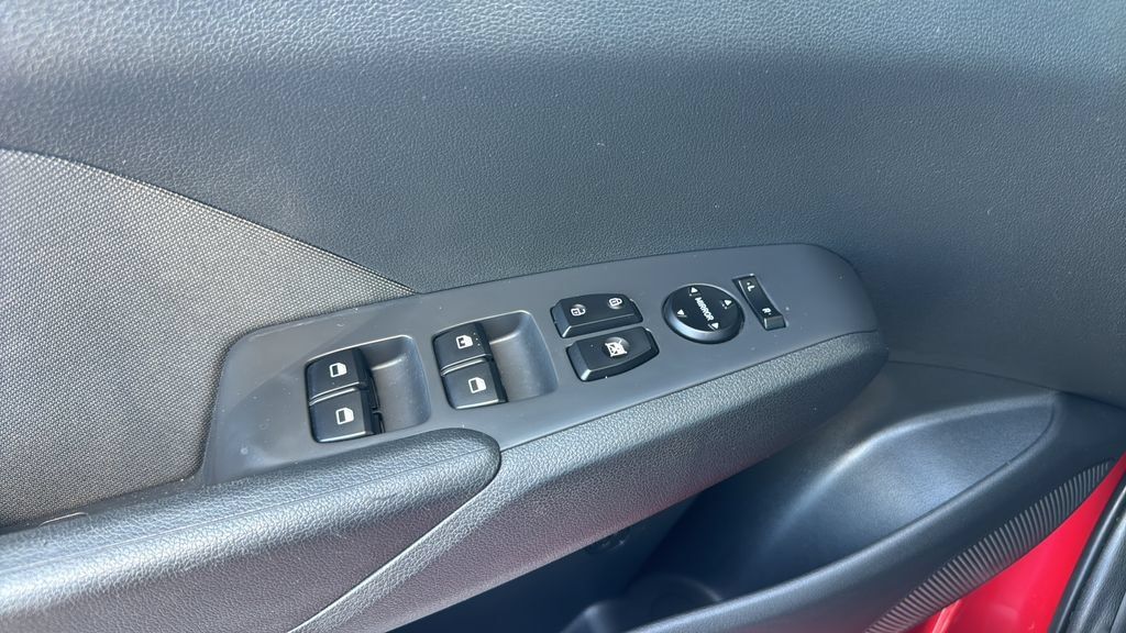Used 2019 Hyundai Accent SE FWD image 27