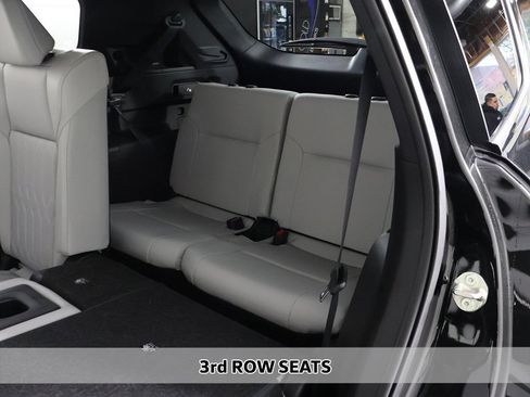 Used 2025 Mitsubishi Outlander SEL AWD/4WD image 10