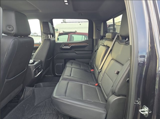 Used 2023 GMC Sierra 1500 Denali w/ Technology Package AWD/4WD image 8