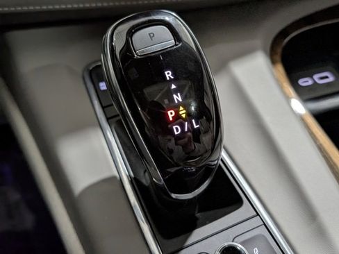 Certified 2024 Cadillac Escalade ESV Sport Platinum w/ LPO, ONYX Package image 21