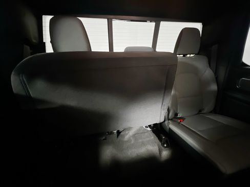Used 2024 RAM 1500 Big Horn AWD/4WD image 32