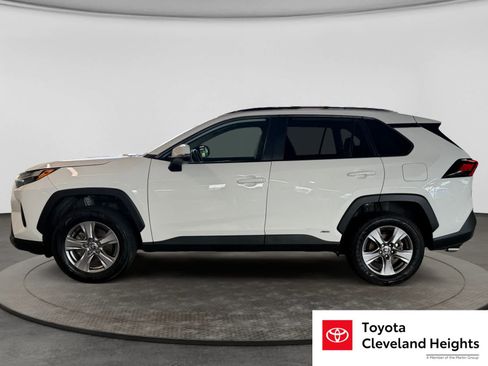Used 2024 Toyota RAV4 XLE w/ Convenience Package AWD/4WD image 8