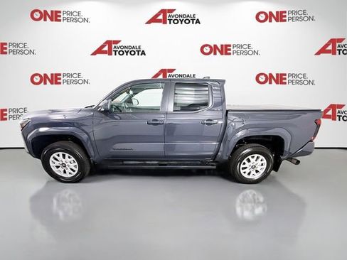 Certified 2024 Toyota Tacoma SR5 AWD/4WD image 5