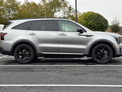 New 2026 Kia Sorento SX Prestige image 3