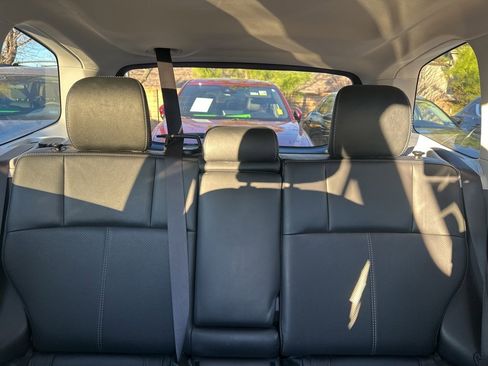 Used 2017 Subaru Forester 2.5i Touring w/ Rugged Package #2 image 21