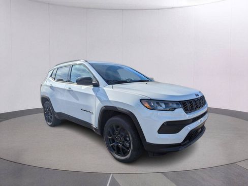New 2026 Jeep Compass Latitude w/ Quick Order Package 29K AWD/4WD image 7