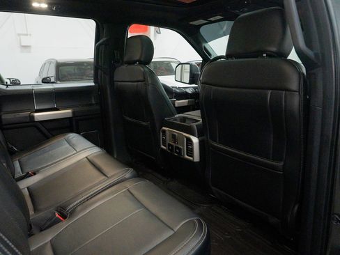 Used 2019 Ford F150 Lariat w/ Equipment Group 502A Luxury image 34