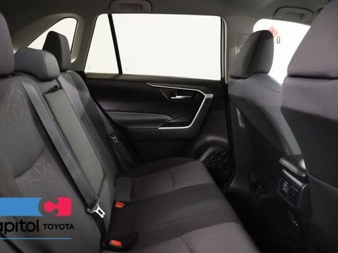 Certified 2025 Toyota RAV4 XLE AWD/4WD image 28